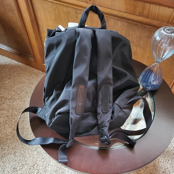 SEE BY CHLOÉ
Black zipped pocket backpack - Picture 4 of 8